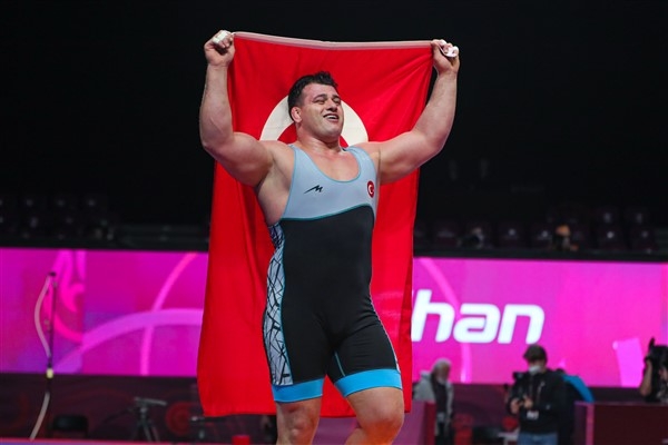 Rıza Kayaalp, 11. kez Avrupa şampiyonu